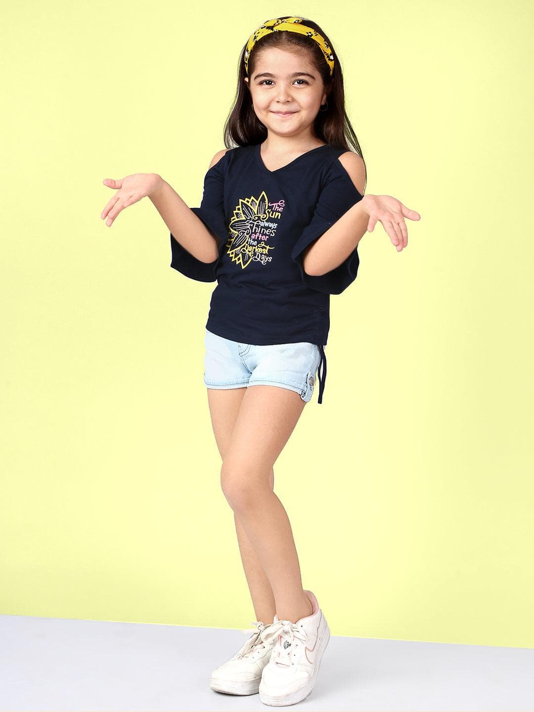 Girls Cotton Bell Sleeves Top with Shorts